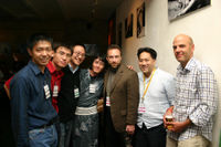 参与2005年维基媒体国际大会的数位来自世界各地的维基人。